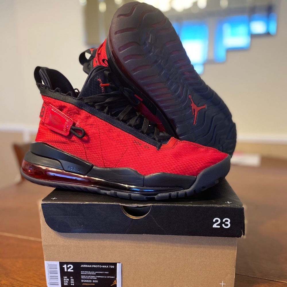 Jordan Proto-Max 720